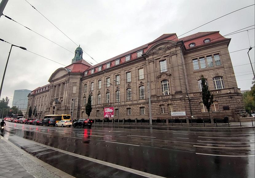 Wirtschaftsministerium verteidigt Gesetz zur Vergabebeschleunigung