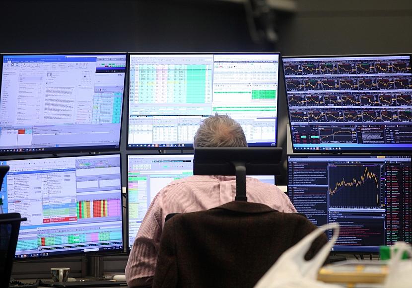 Dax lässt nach - Handelsvolumen bleibt dünn