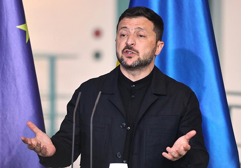 Berichte: Selenskyj zu Ukraine-Schalte persönlich in Berlin