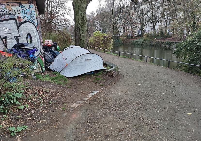 Caritas mahnt besseren Hitzeschutz für Obdachlose an