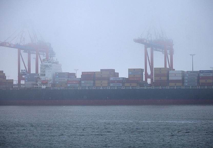 Deutsche Exporte im ersten Halbjahr minimal gesunken
