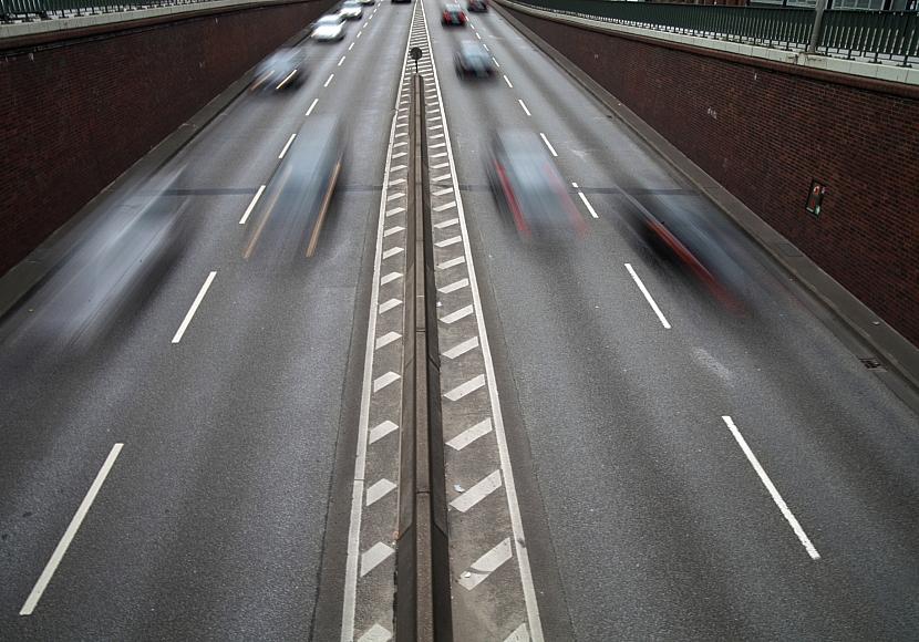 Pkw-Dichte steigt weiter - neuer Höchststand bei zugelassenen Autos