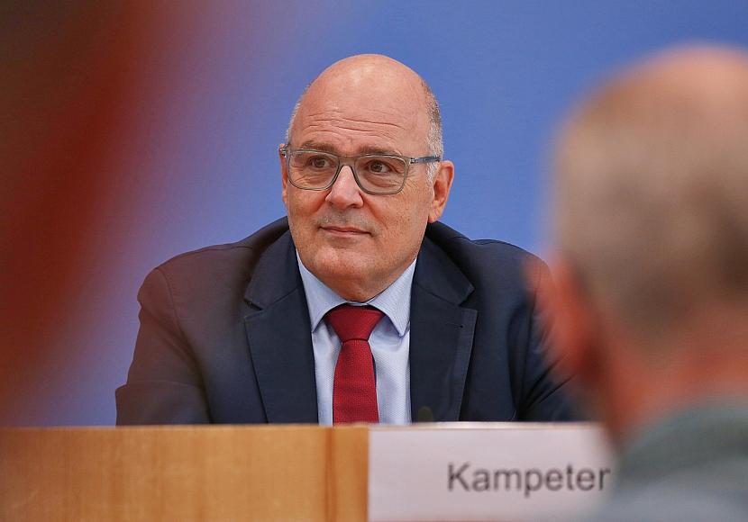 BDA-Hauptgeschäftsführer verschärft Kritik am Tariftreuegesetz