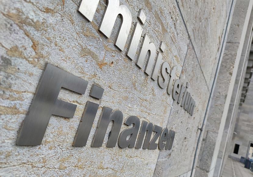 Staatsdefizit sinkt deutlich