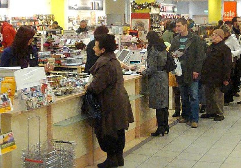 Ifo: Stimmung im Einzelhandel verliert weiter an Schwung