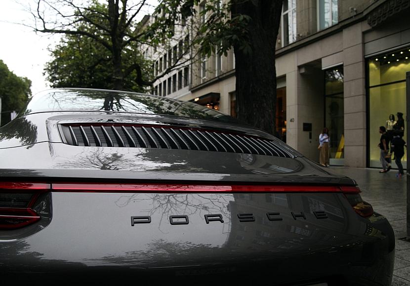 Blume will Porsche 