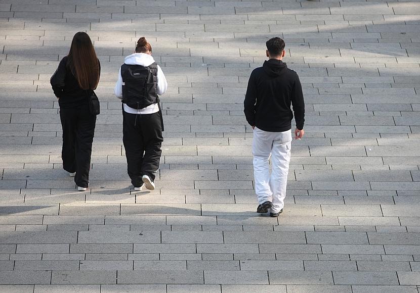 Jeder vierte Minderjährige auf Sozialleistungen angewiesen