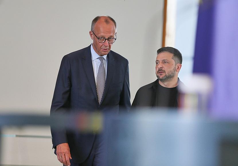 Merz telefoniert mit Selenskyj