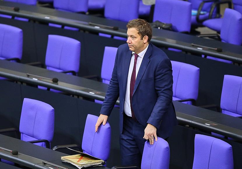 Klingbeil kritisiert Spekulationen über Minderheitsregierung