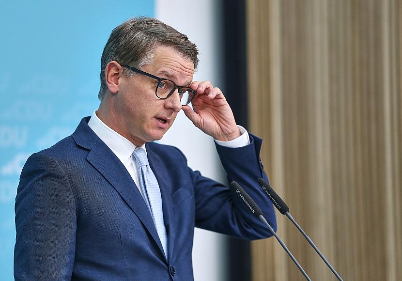 Linnemann pocht auf Pflicht-Gesellschaftsjahr - AWO dagegen