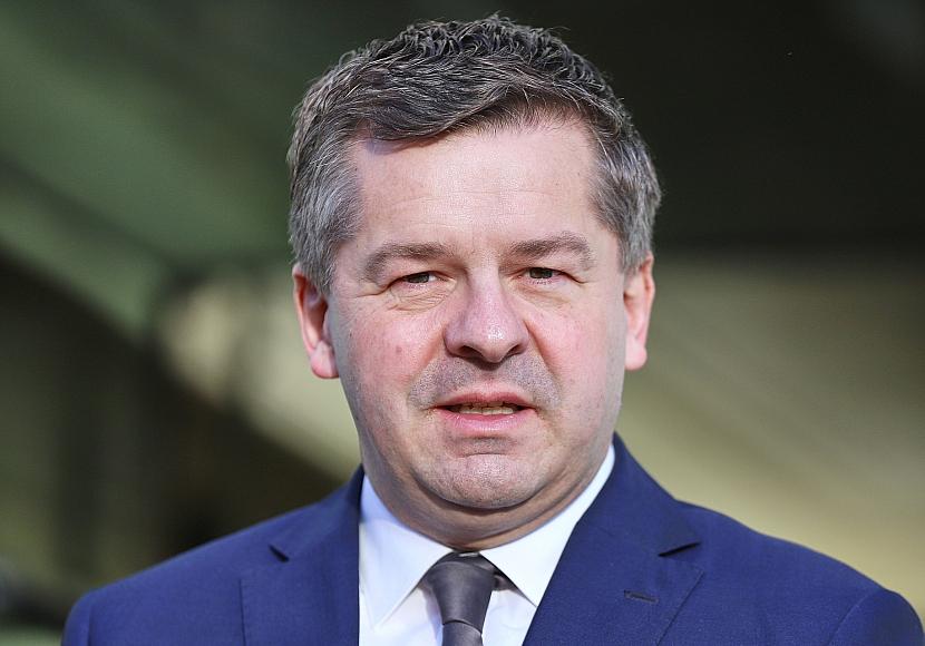 Schulze will mit KI und Handyüberwachung Terroranschläge verhindern