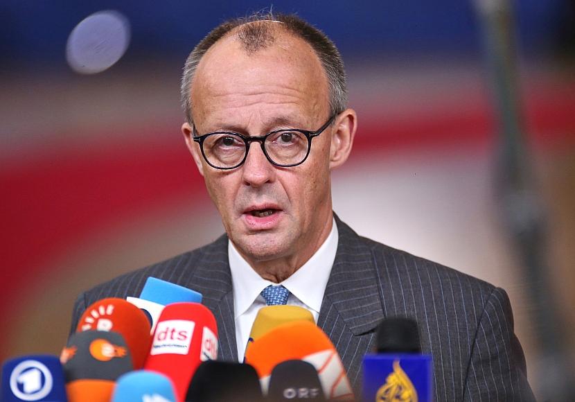 Rhetorikexperte beurteilt Kommunikation von Merz als 