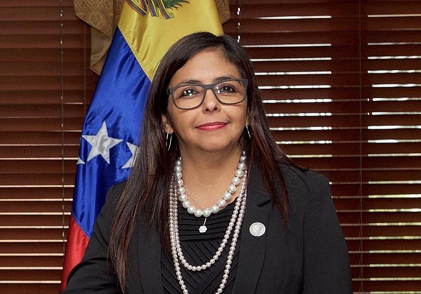 Venezuelas Vizepräsidentin zur Interims-Staatschefin ernannt