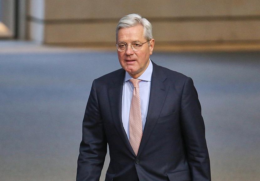 Röttgen warnt Europäer vor Trump-Aktion in Grönland