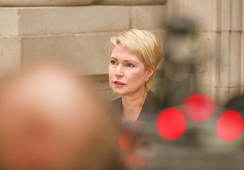 Schwesig: Privatisierung von Zahnarztkosten 
