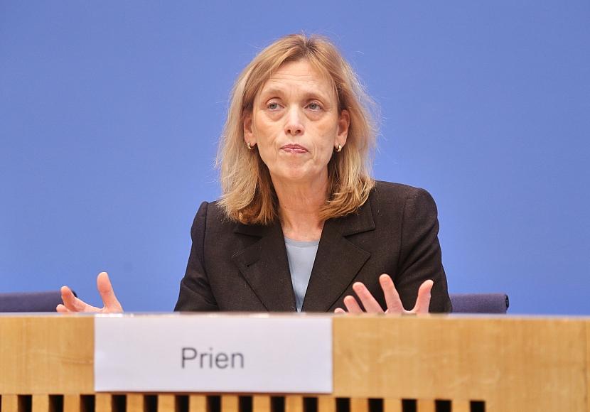 Prien hält sich mit Blick auf Bundespräsidentenwahl bedeckt