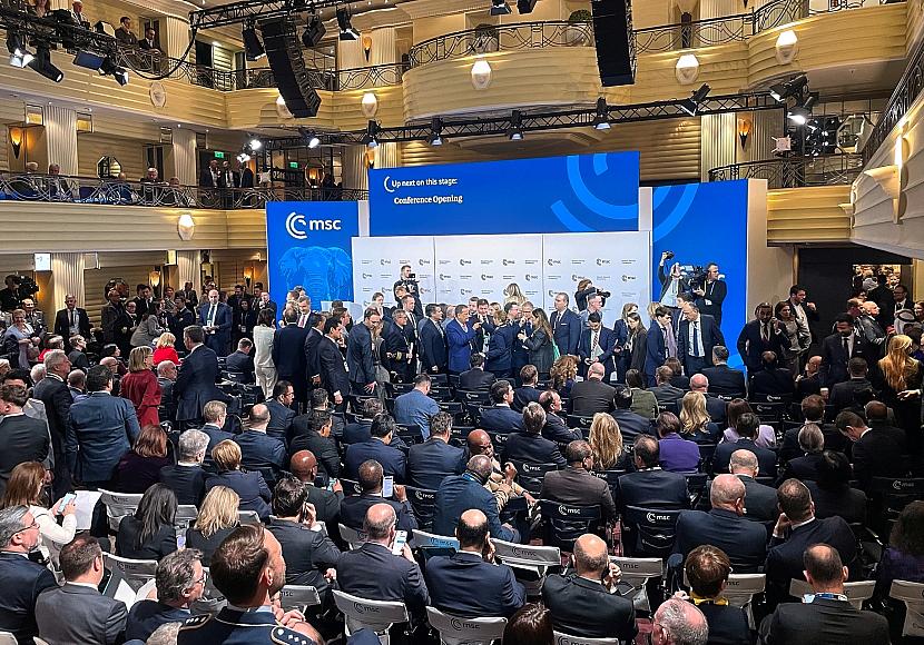 Kiesewetter und Melnyk beklagen geringes Ukraine-Engagement bei MSC