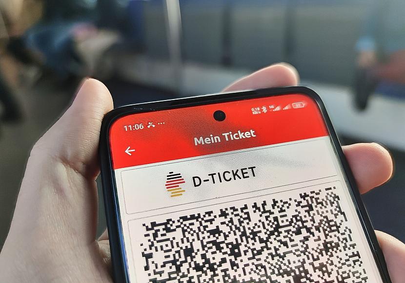 Schnieder offen für Foto auf Deutschlandticket