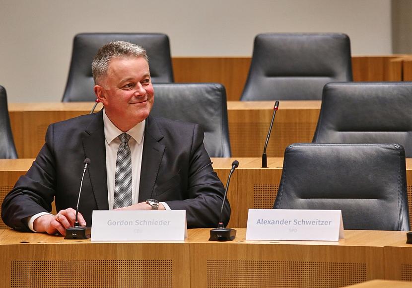 Schweitzer verspricht CDU Bildung einer 