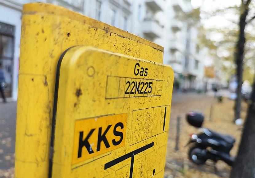 Reiche hält Versorgung mit Sprit und Gas weiterhin für gesichert