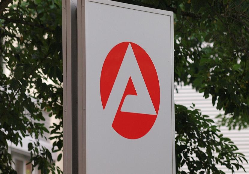 Ökonom Cremer fordert 30-Prozent-Garantie für Geringverdiener