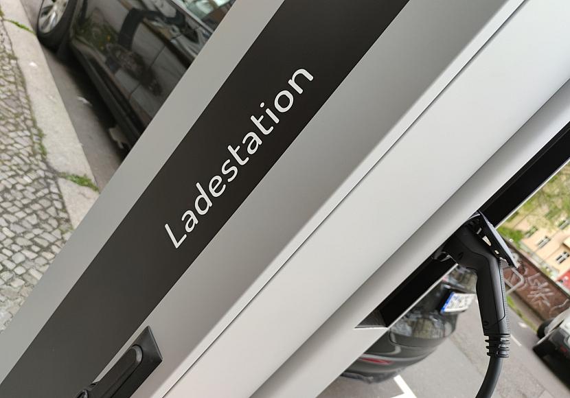 Verkehrsministerium fördert Ladestationen in Mehrparteienhäusern