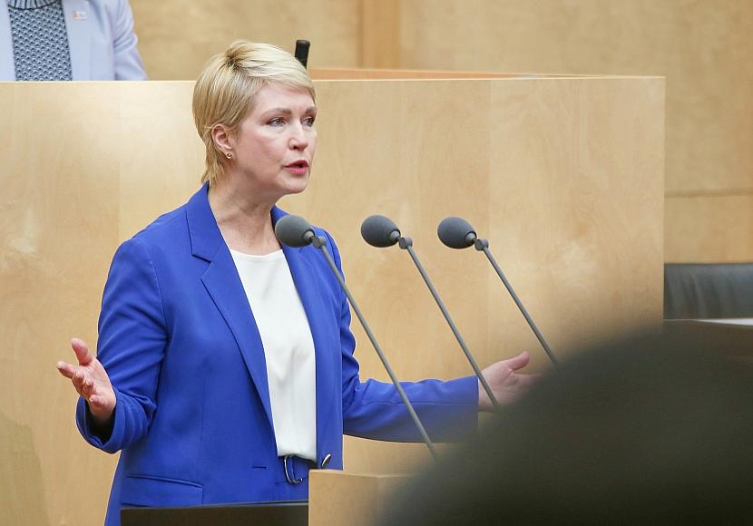 Schwesig fordert weitere Entlastungen in Ölkrise