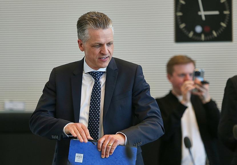 Frei hält Zeitplan für Gesundheitsreform für realistisch