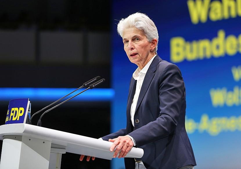 Strack-Zimmermann: Kandidatur sollte Austritte aus FDP verhindern