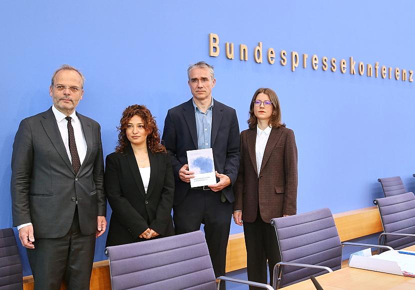 Bericht vorgestellt: Keine Trendwende bei antisemitischen Vorfällen