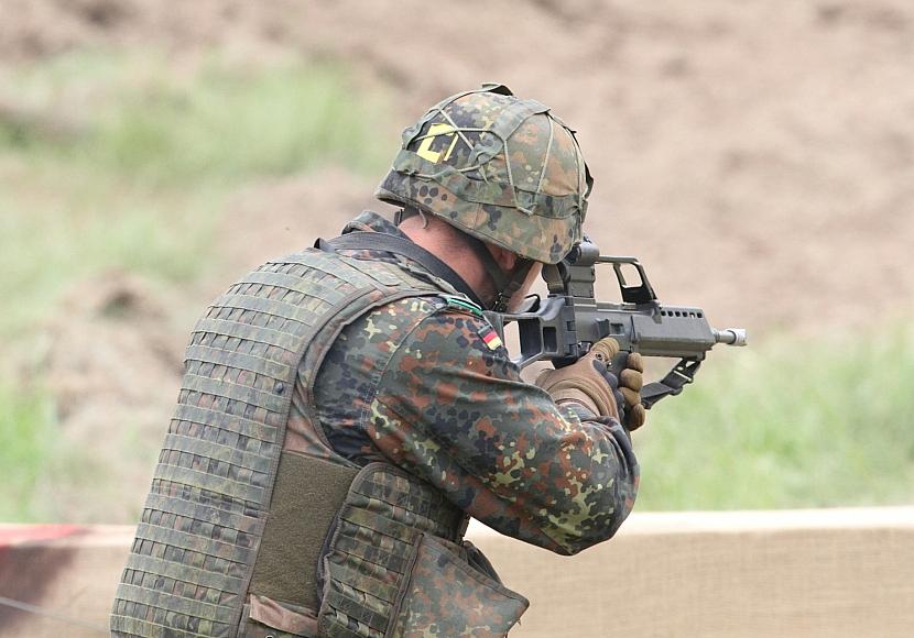 Weber fordert europäische Armee