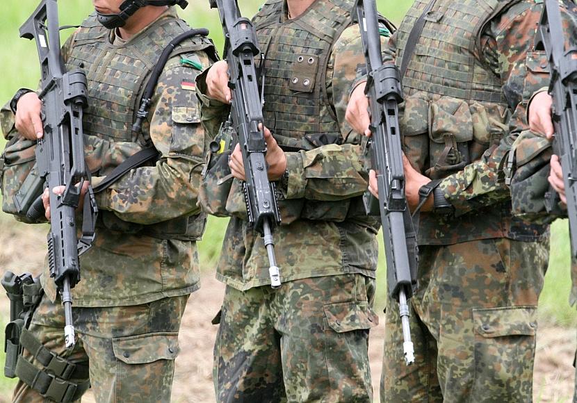 Röwekamp: Europa muss militärisch unabhängiger werden