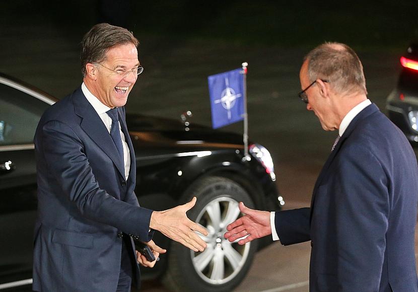 Nato-Generalsekretär kommt zu Sitzung des Bundeskabinetts