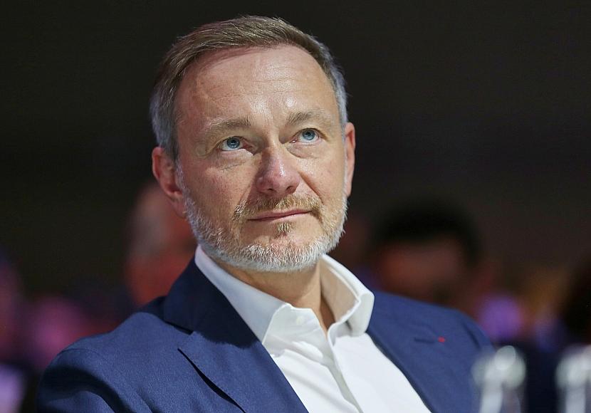 Lindner kritisiert Merz scharf wegen Kapitalrente