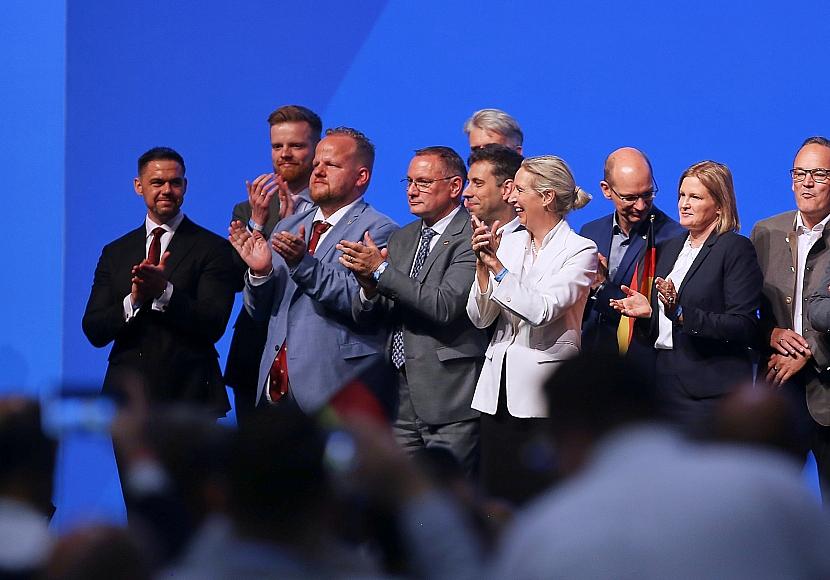 AfD bleibt in Forsa-Umfrage stärkste Kraft