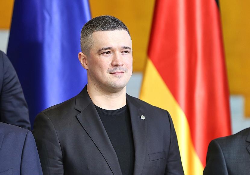 Hofreiter fordert Rückkehr von ukrainischem Verteidigungsminister