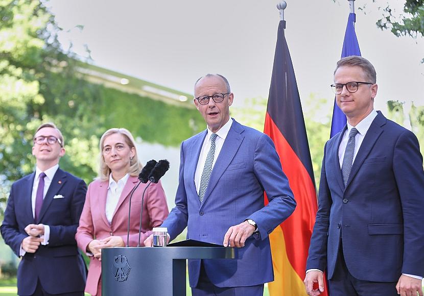 Verfassungsrechtler sieht verzögerte Minister-Vereidigung kritisch