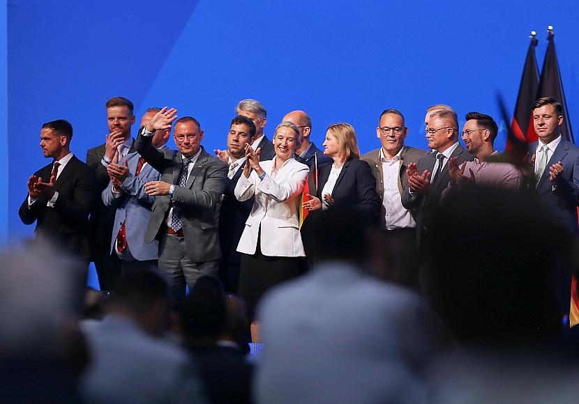 Forsa: AfD baut Vorsprung aus - Jeder Vierte unentschlossen