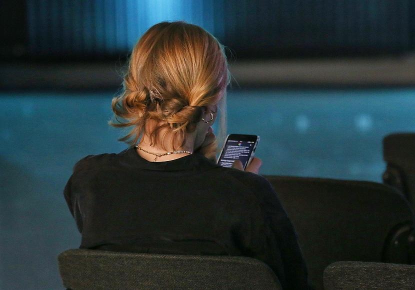 OpenAI stellt deutsche ChatGPT-Nutzer auf Werbung ein