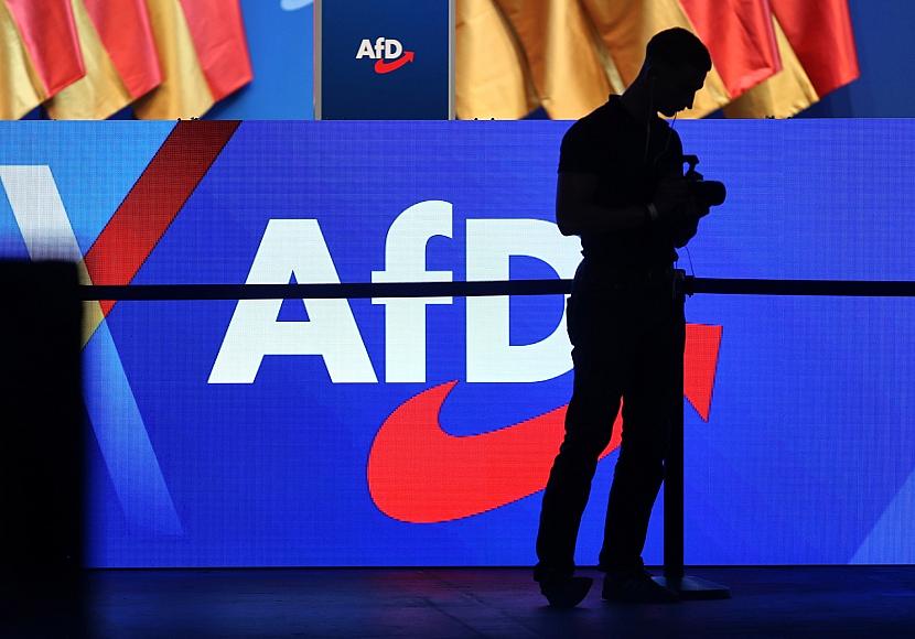 Politbarometer: AfD weiter klar vorn - Grüne legen zu