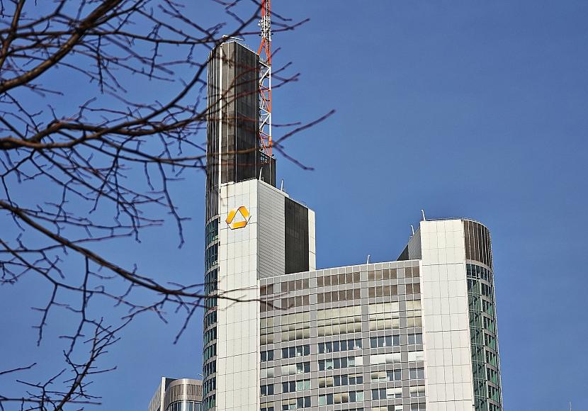Commerzbank-Aufsichtsratschef will Überprüfung des Übernahmerechts