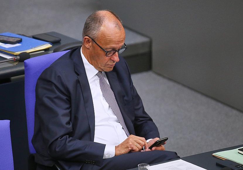 Merz sagt Telefonat mit Trump ab