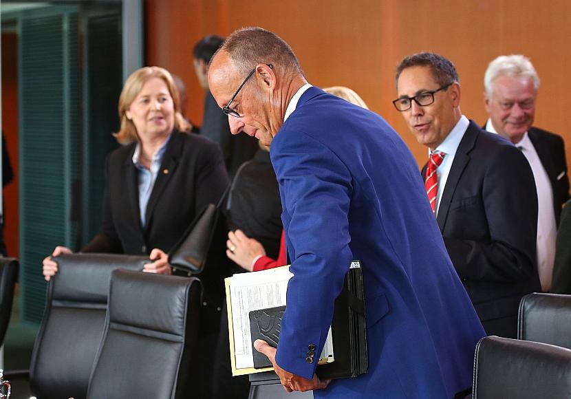 Bundesregierung fühlt sich nach Wahlen weiter handlungsfähig