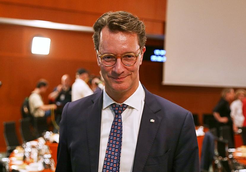 Wüst will 