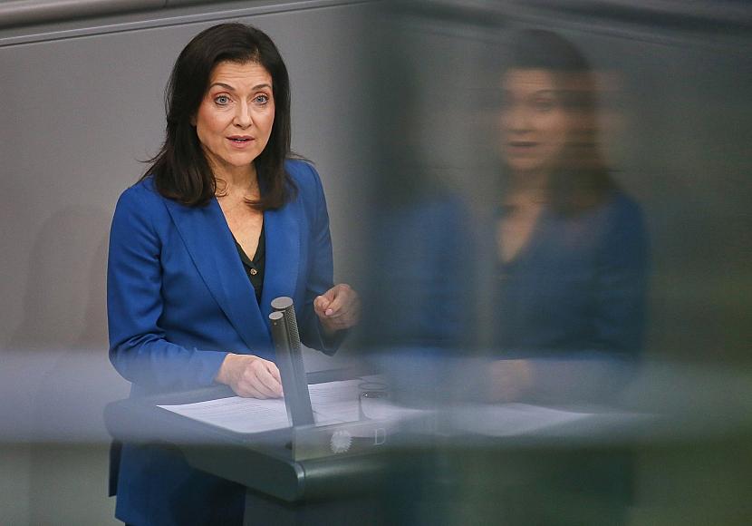 Reiche mahnt Reformkurs im Sozialsystem an