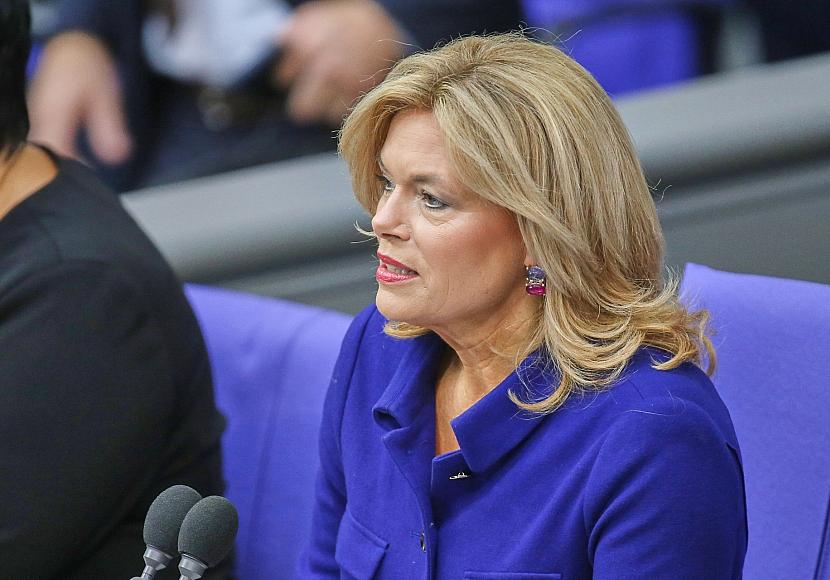 Klöckner droht AfD und Linke mit Fraktions-Rauswurf