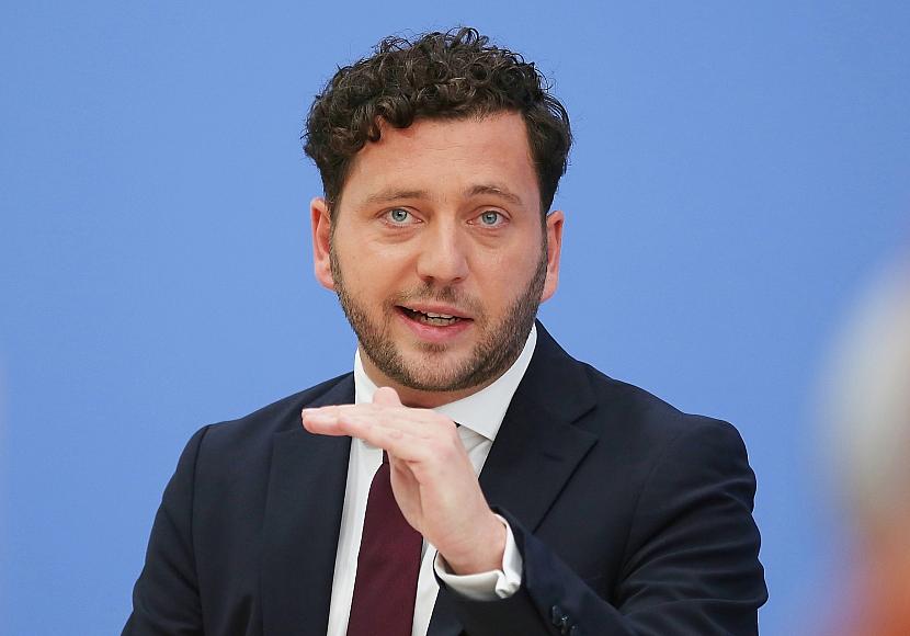 Banaszak gibt Berliner Landesverband bei Sondierungen freie Hand