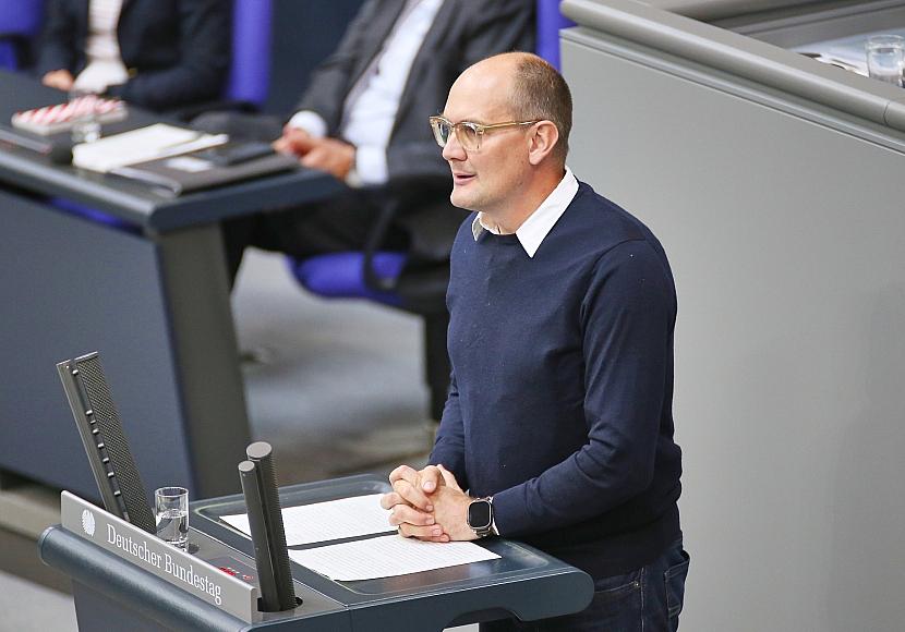 Grüne zweifeln an Stabilitätsversprechen bei GKV-Zusatzbeitrag