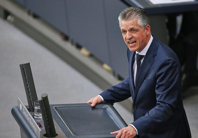 Frei lehnt Änderungen am Rentenpaket ab